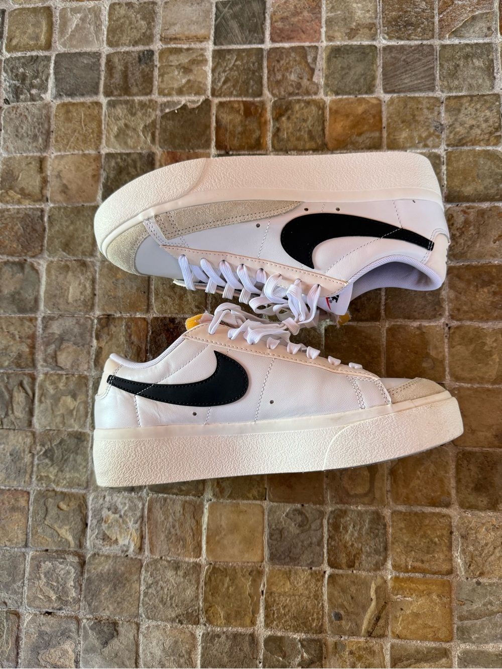 Nike womens White and Cream Low-Top Sneakers